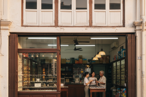 Kwong Chan Optical