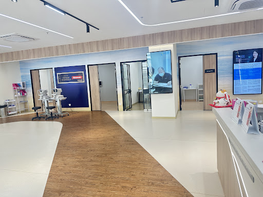 VISTA Eye Specialist Straits Residence, Penang | LASIK, Cataract Eye Surgery Malaysia VISTA Eye Specialist Straits Residence, Penang | LASIK, Cataract Eye Surgery Malaysia