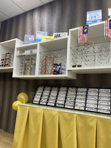 Dania Optometry Mersing, Johor