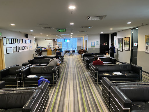 International Specialist Eye Centre - ISEC International Specialist Eye Centre - ISEC