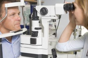 M D’ OPTOMETRIST