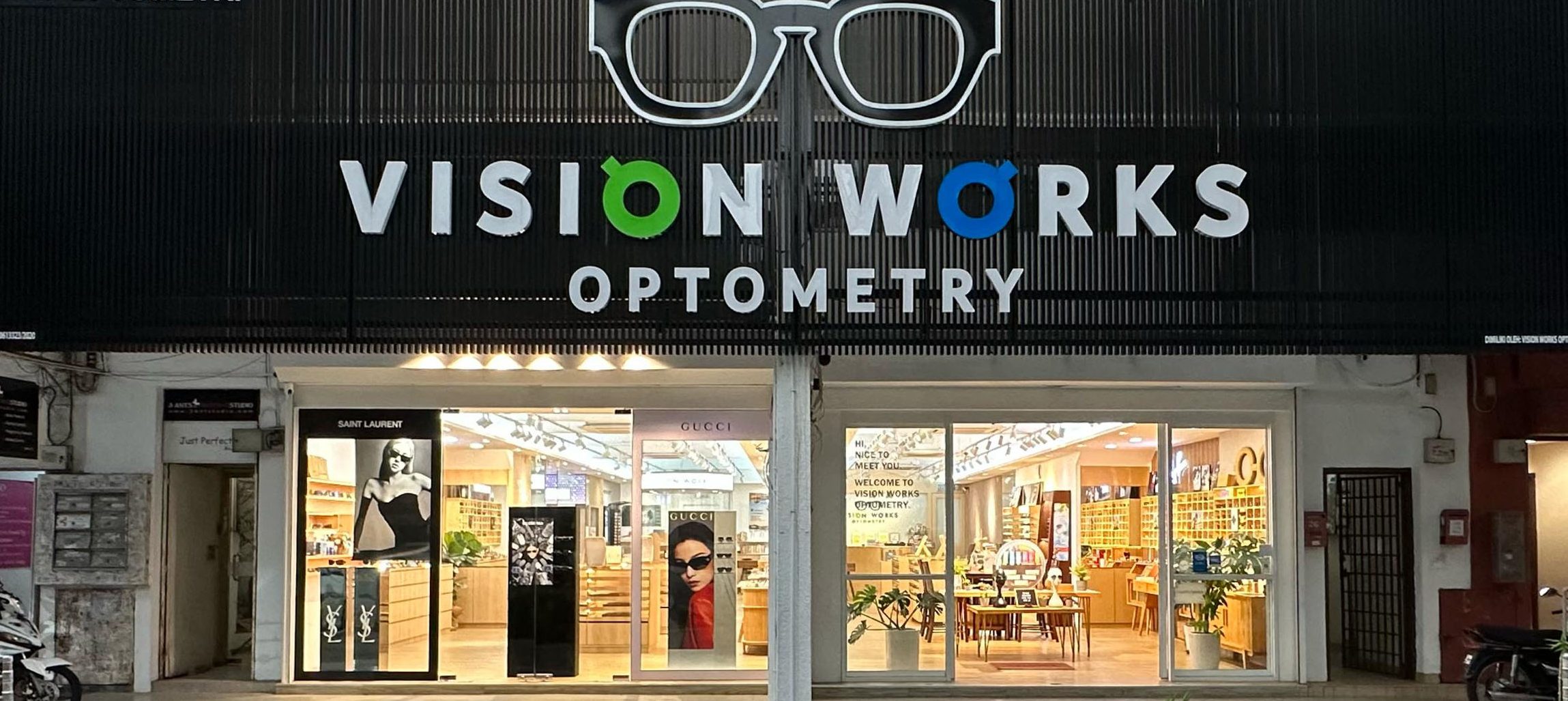 utama optometrist